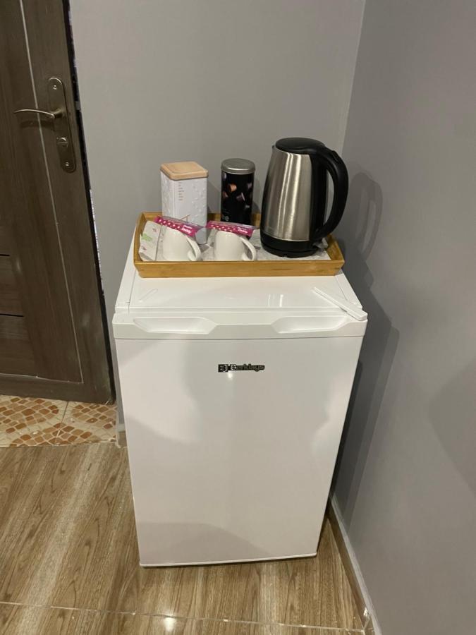 Pelaka Confort Pamandzi Exteriör bild